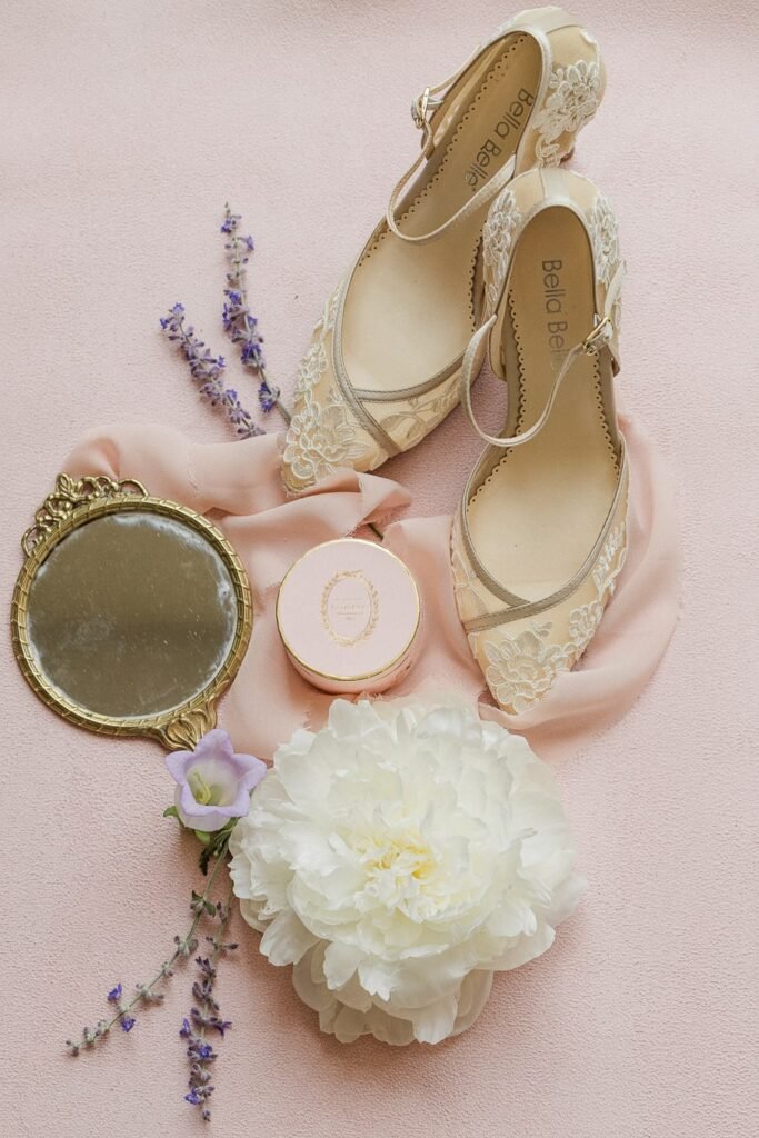 FlatLay rose photographe mariage vaucluse